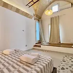 Vico Sauro Apartament
