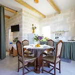 La Casa Di Marta