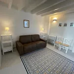 La Casa Di Rocco E Maria 1947
