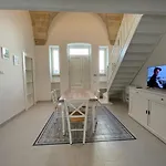 La Casa Di Rocco E Maria 1947