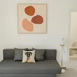 Apulialux - Exclusive And Modern City View, Private Parking
