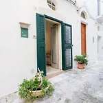 Fratti'S House