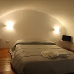 La Grotta Bianca