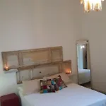 Signora Minu Bilocale Semindipendente