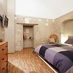 Winnili Apartments
