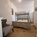 Trilocale Climatizzato Al Centro Di Torre San Giovanni