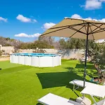 Villa Lusia Con Piscina Privata A Pescoluse