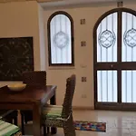 La Maison Chic