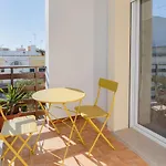 Salento 4 Stars - Blue & Yellow