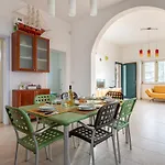 Kallisti Beach House - Happy Rentals
