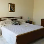 Elegant Apartment Trani 80 M²
