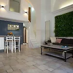 Casa Colombo - The Fab Stay