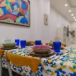 Next Door Elegante Villa A Bari