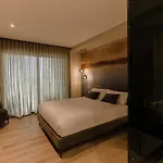 'Tabula Rasa Exclusive Rooms'