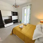 Patty Maison - Large & New Central Apartment