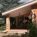 Nature, Memories And Garden Shower At Casa Del Castello