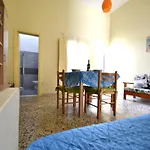 Ll84 Casa Vacanze Per 4 Pax Luce