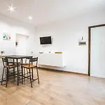 Katt Sea Apartment