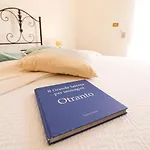 Isabels House In Otranto 10 Seats