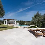 Trulli Cicerali , Trulli Design Con Piscina Panoramica