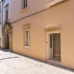 Raffinata Dimora Nel Centro Storico Di Galatina