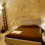 Dimora Salentina Via Scarambone Lecce
