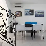 Villa Sacher Su Due Livelli By Salento Affitti