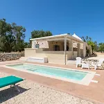 Trullo Cecapesce Con Piscina By Wonderful Italy