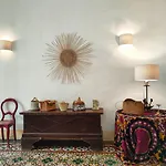 La Casa Dei Santi Medici Di Casa Camilla Journey