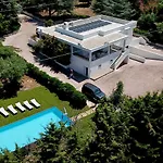 Villa Bella Luna With Pool - Puglia Mia Apartments