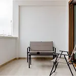 Manfredi Sea Room