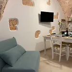 Longo Stone House
