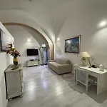Cinzia'S Home