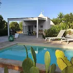 Trullo Oscar Con Piscina Privata