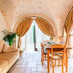 Trullo Amelia II Cozy Apulian Nature Sanctuary