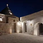 Trullo Calamo, Tra Mare E Citta
