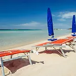 Luxury Holiday Home With Swimming Pool In Torre Lapillo No4685