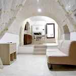 Agape Fra I Trulli Dimora Ciclamino
