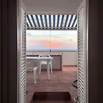 Casa Con Terrazza Vista 180° Sulla Costa Orientale