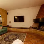 Villa Golia Pool Jacuzzi And Sauna - Happy Rentals