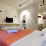 Baccaro'S Home B&B