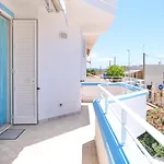 Maldive Del Salento- Your Sunny Oasis In Torre Pali