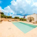 Helloapulia Family Trullo Of Silence