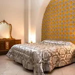 Casa Luca - Siti Storici E Ottima Cucina Locale