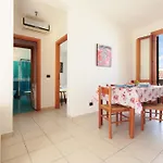 Oasi Con Piscina E 2 Suites - Residence Ginevra