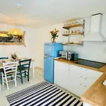 Casa Antonia - Brand-New Flat In The Old Town