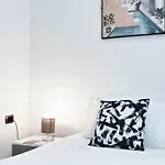 Obelisk Studio - Lecce Selection