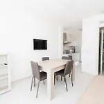 Sara E Julia Homes By Vivimy