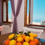 Blu Monopoli Le Finestre Sul Mare