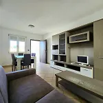 Cleopatra Apartment